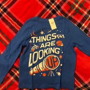 NWT-Old Navy boys long sleeve blue t shirt with graphic design size 3T